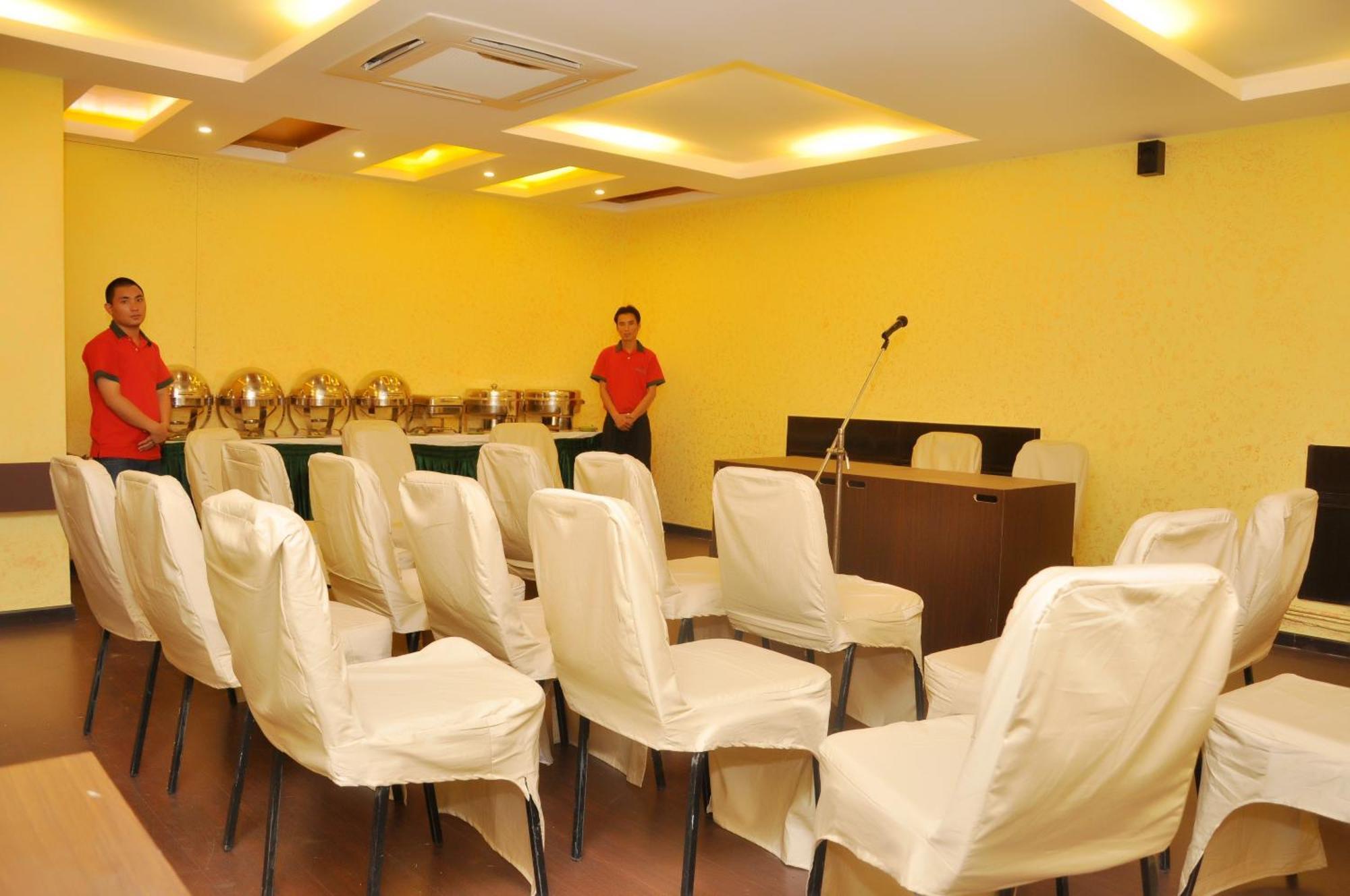 Nayagara Hotel Chennai Zewnętrze zdjęcie